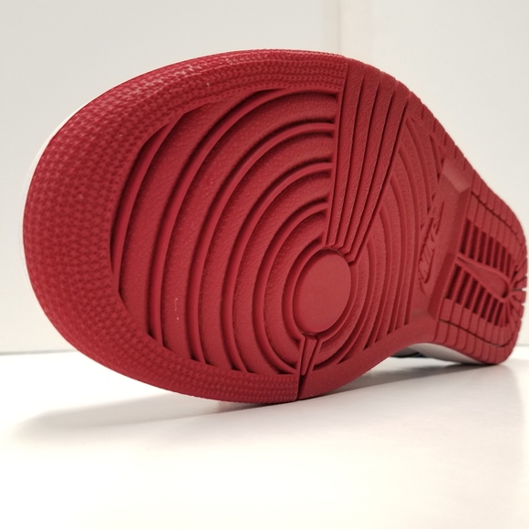 SOLD!!! Jordan retro 1 Hi og Fearless - Picture 4 of 5